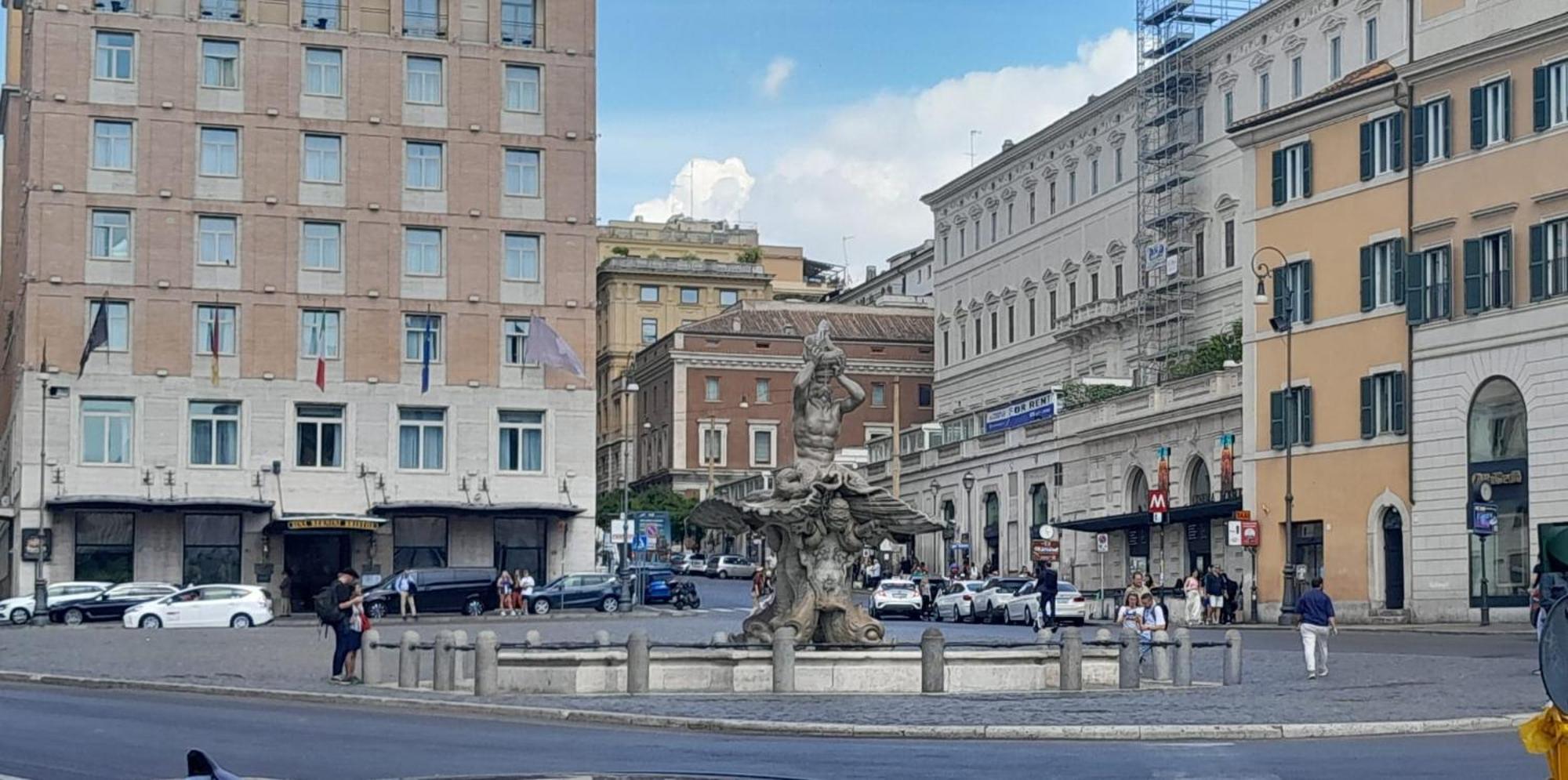 ローマTrevi Smart Flatアパートメント エクステリア 写真